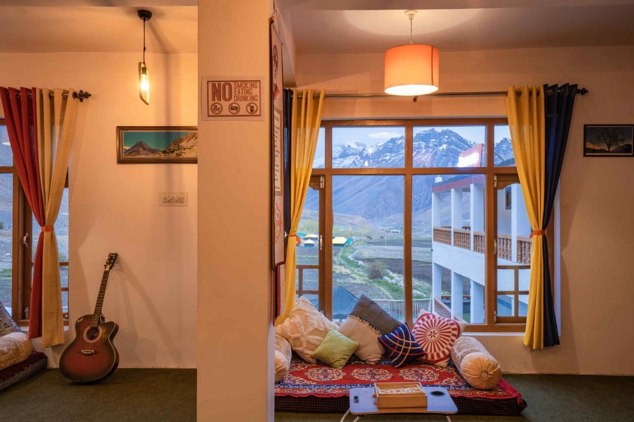 Zostel Spiti Hostel กาซา ภายนอก รูปภาพ